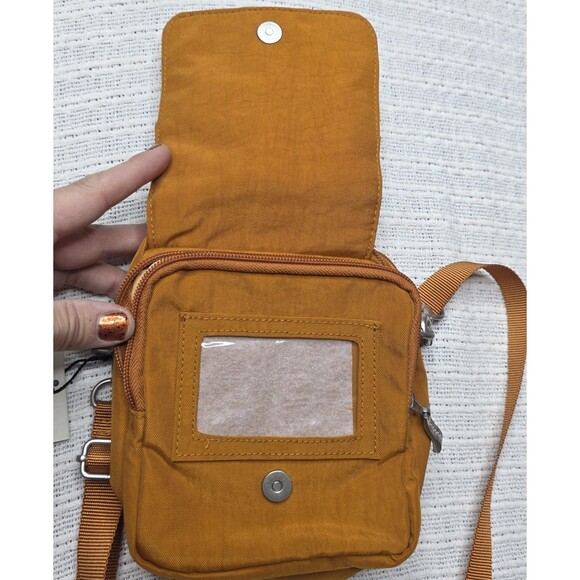 NWT Baggallini Globetrotter Mini Crossbody Tan Adjustable Travel Lightweight - Picture 7 of 16